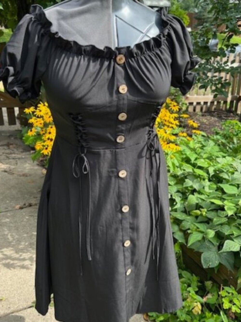 Gothic Peasant Dress Size L - NWT!